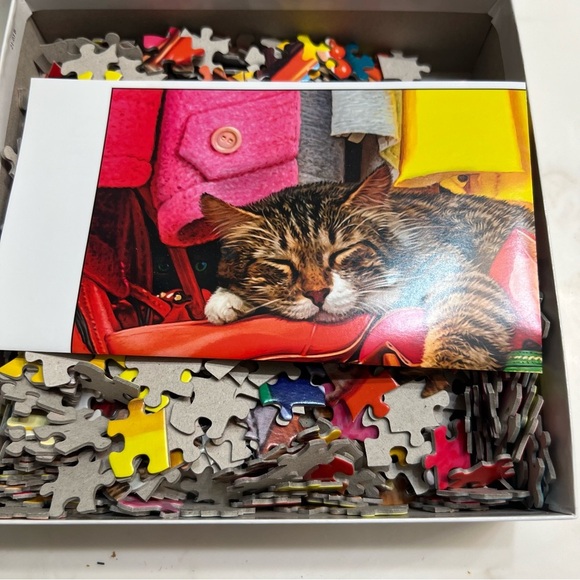Buffalo David Bitton Colorful Cats Puzzle - Picture 3 of 3